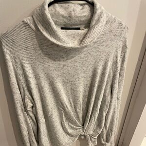 Karen Kane cute knotted shirt - size XL